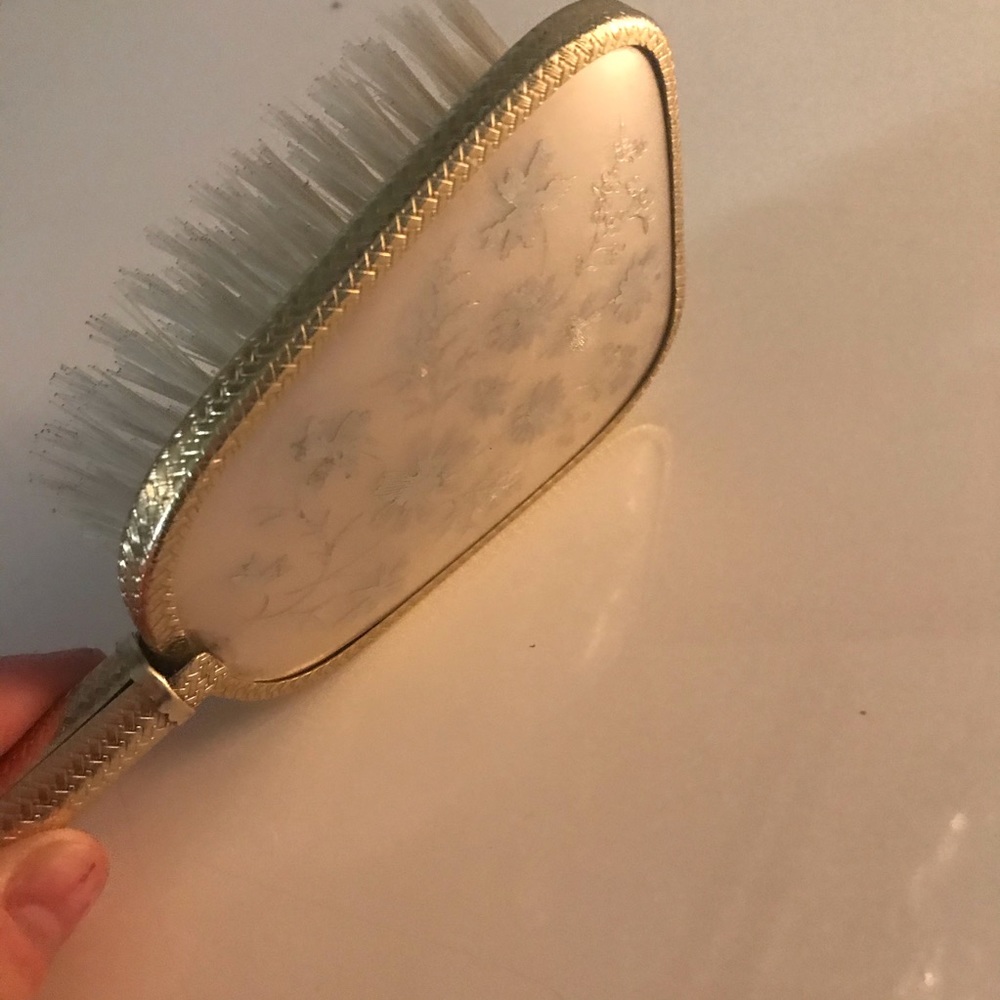 Vintage hair brush